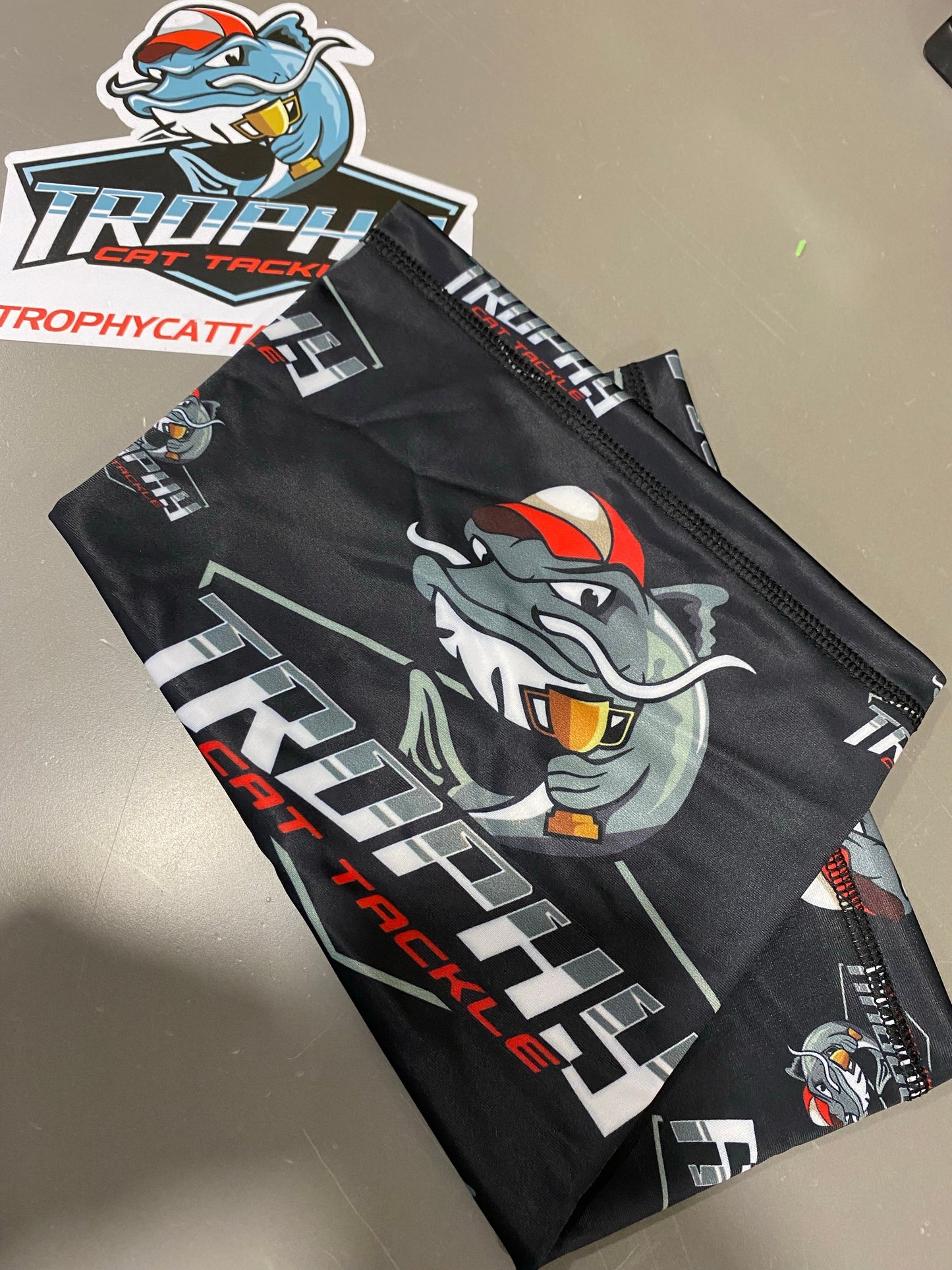 Trophy Cat Tackle Gaiter face mask