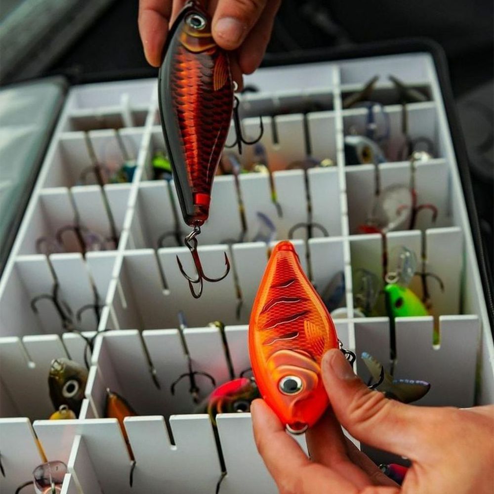 Monster Tackle Box, 100 Lures